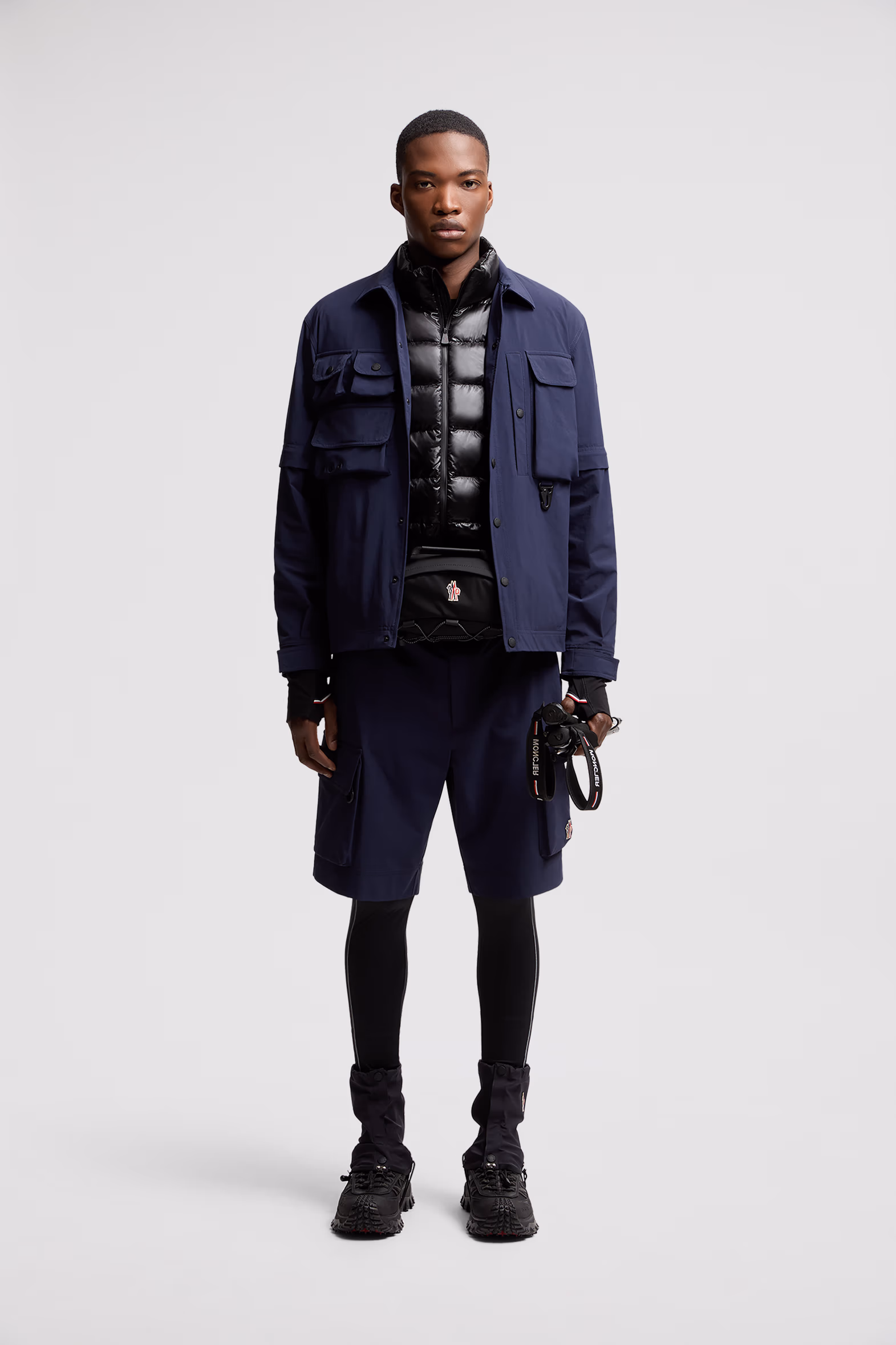 Water-Repellent Cargo Shorts Men Navy Blue Moncler 0